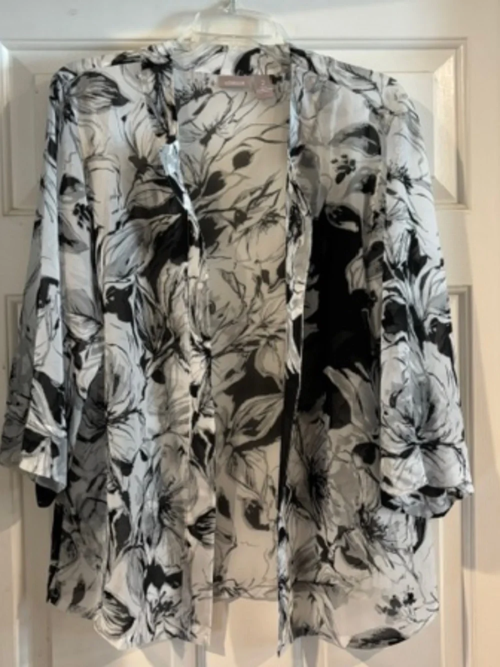 Chicos sheer long sleeve coverup shirt- SZ2-L